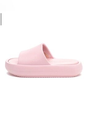 NWT J/SLIDES SQUISH Light Pink EVA Sandals